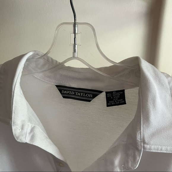 casual white buttoned top - Picture 3 of 4